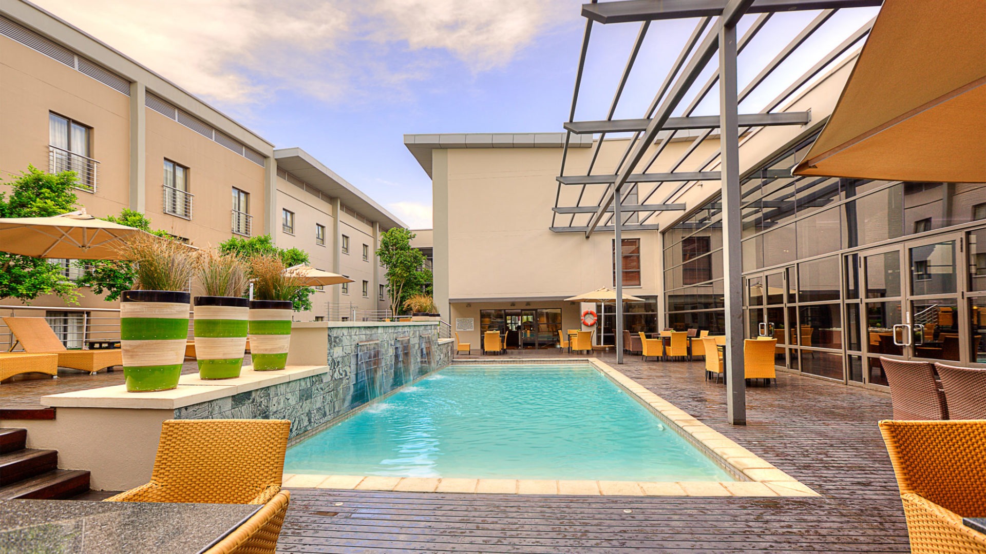 city lodge ort pool