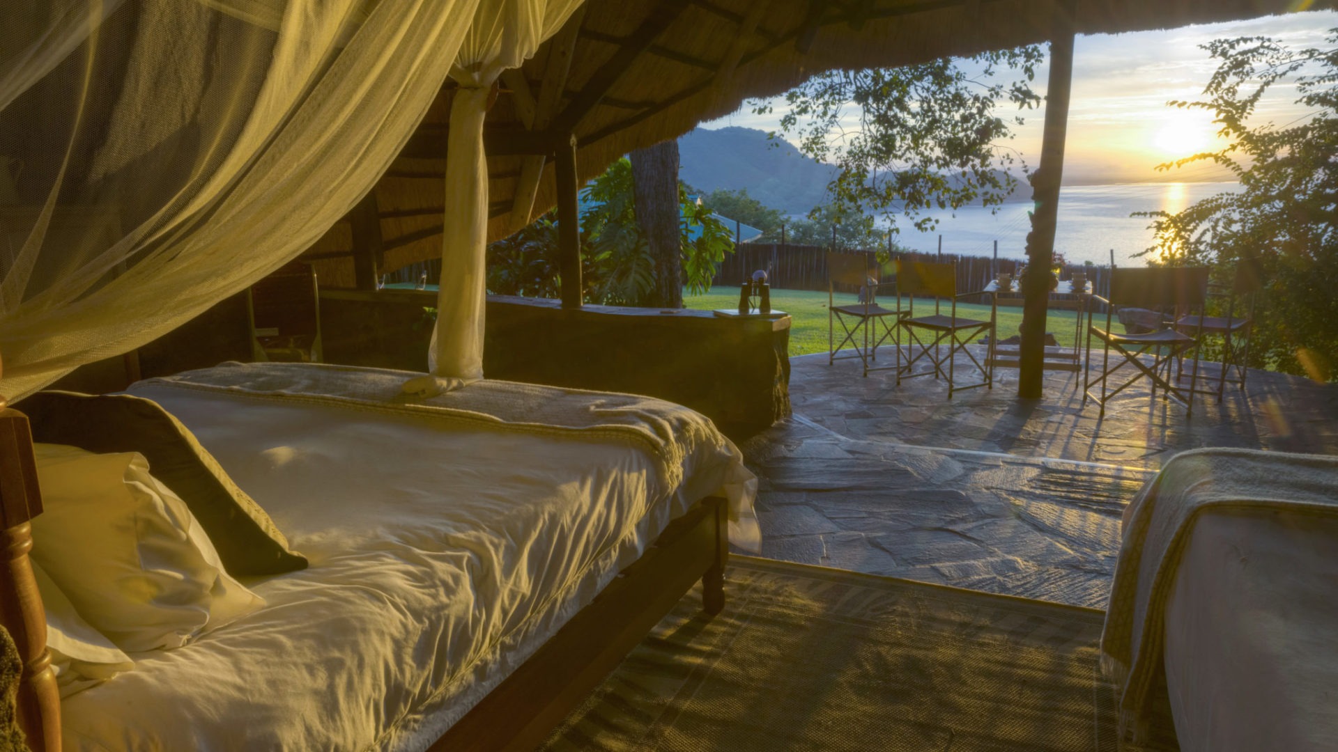 hornbill lodge kariba family view