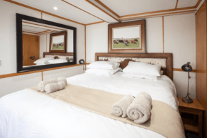 houseboat photographic safari chobe river internal