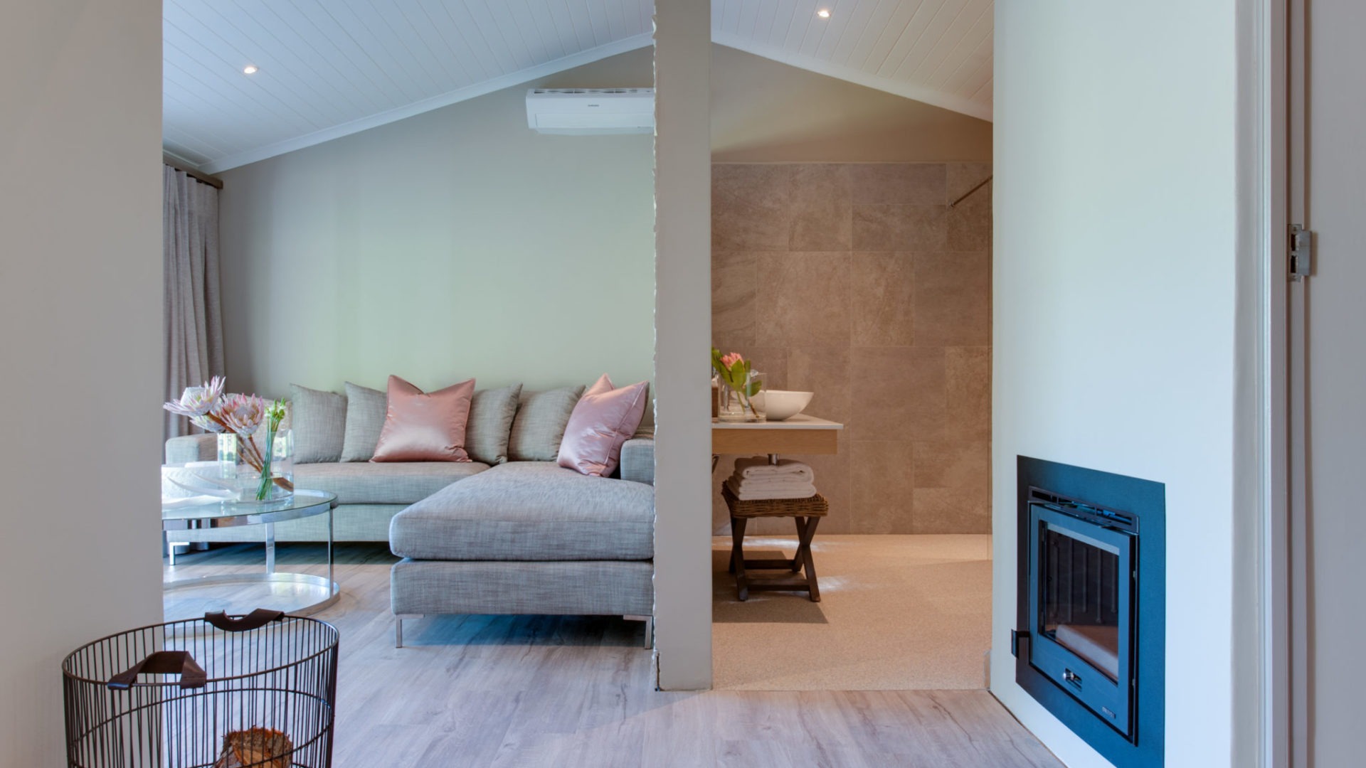 jordon wines living area