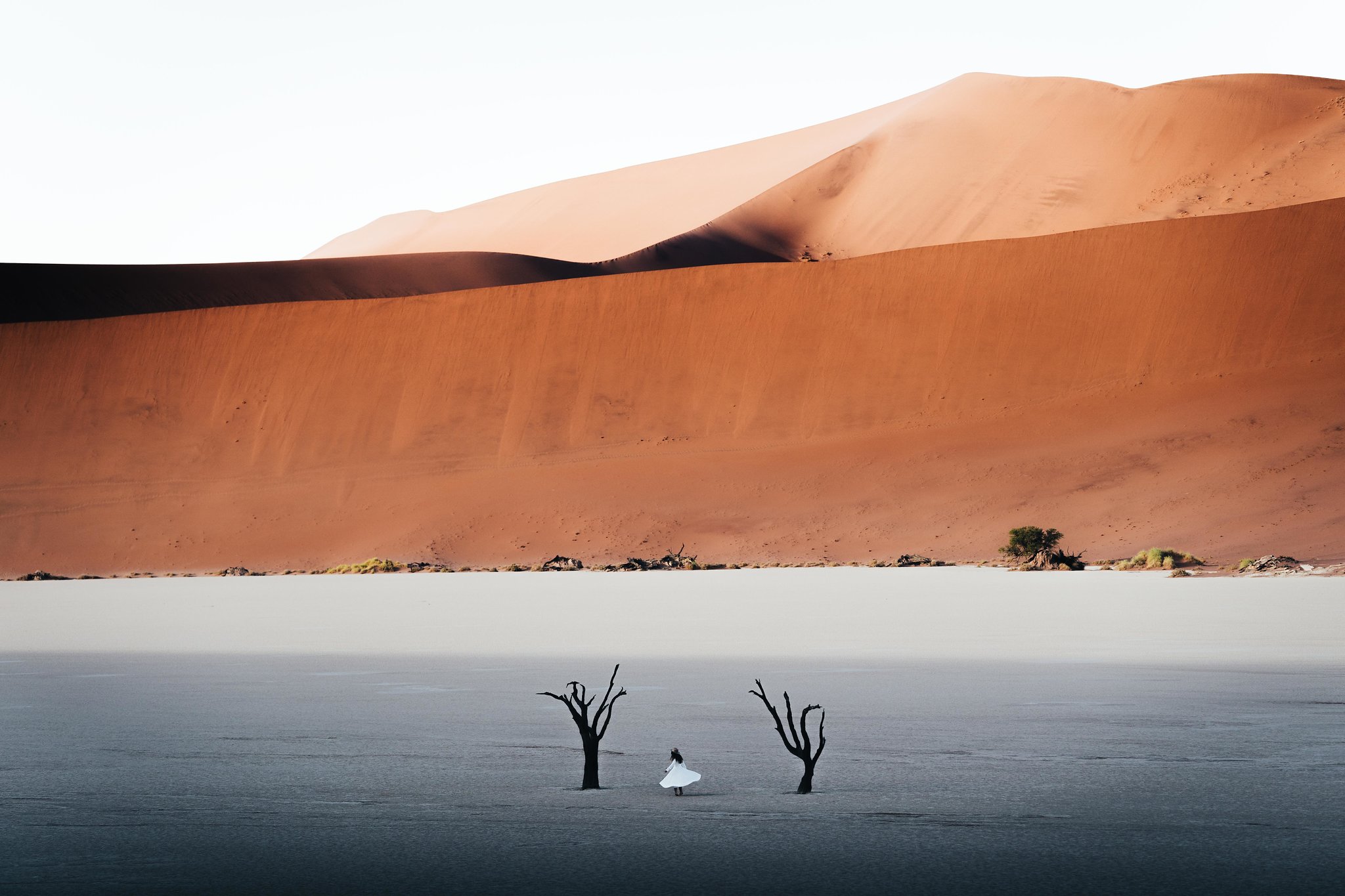 Southern Namibia landscape photography jason and emilie tour deadvlei