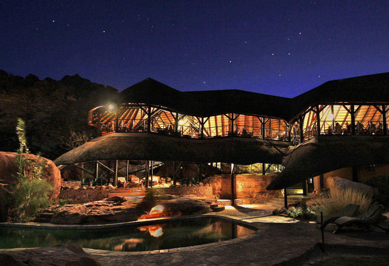 twyfelfontein country lodge at night