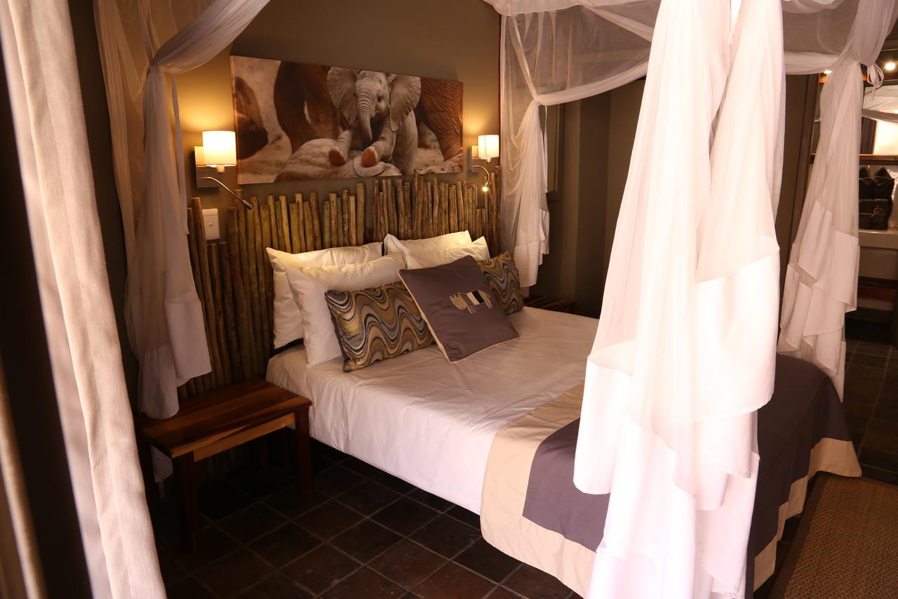 twyfelfontein country lodge room