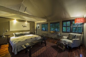botswana okavango delta chitabe camp bedroom