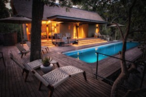 botswana okavango delta chitabe camp pool