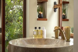 Anantara Maia Seychelles Villas Guest Room One Bedroom Villa Bathroom Amenities