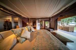 zambia south luangwa national park luangwa river camp 15