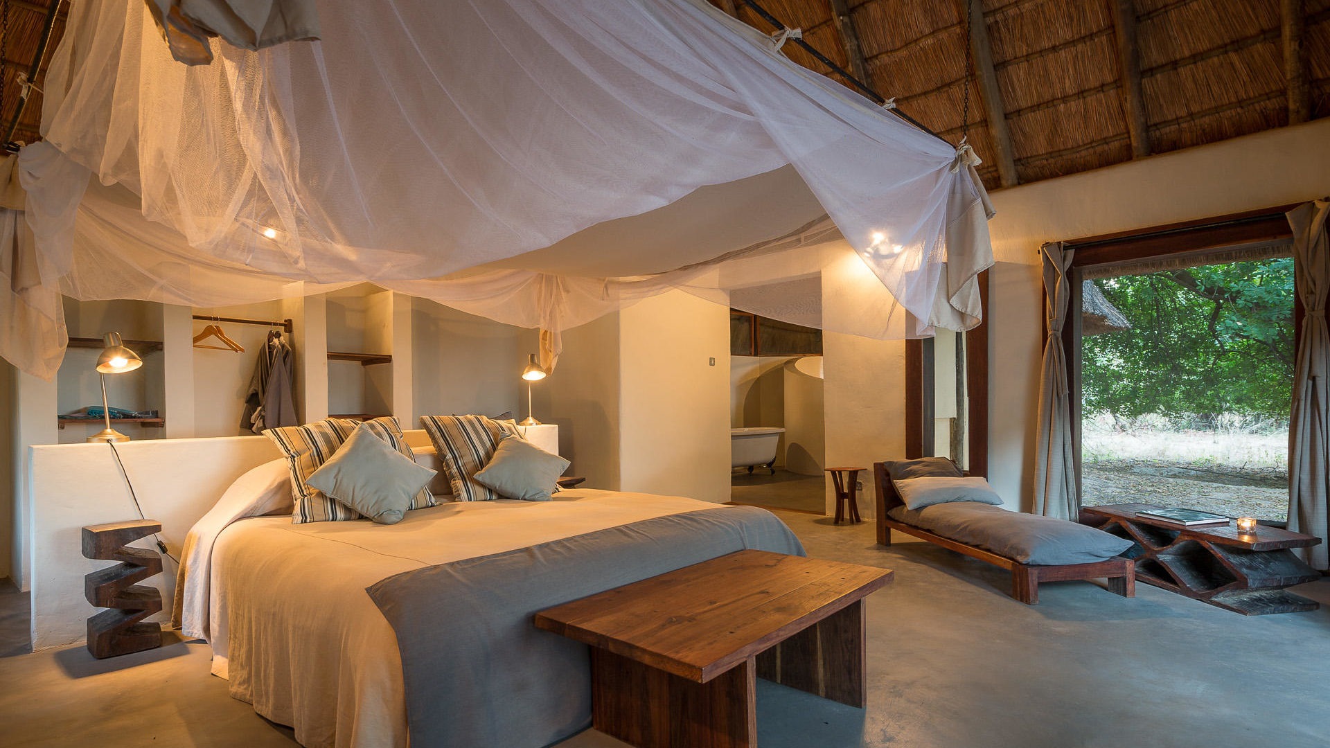 zambia south luangwa national park luangwa river camp 22