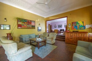 uganda entebbe papyrus guest house 16