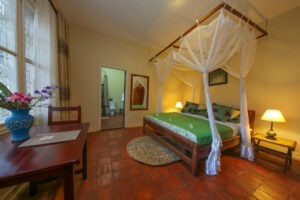 uganda entebbe papyrus guest house 27