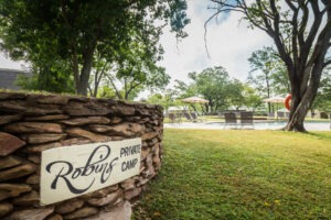 zimbabwe hwange national park robins camp 18