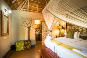 zimbabwe hwange national park robins camp 30