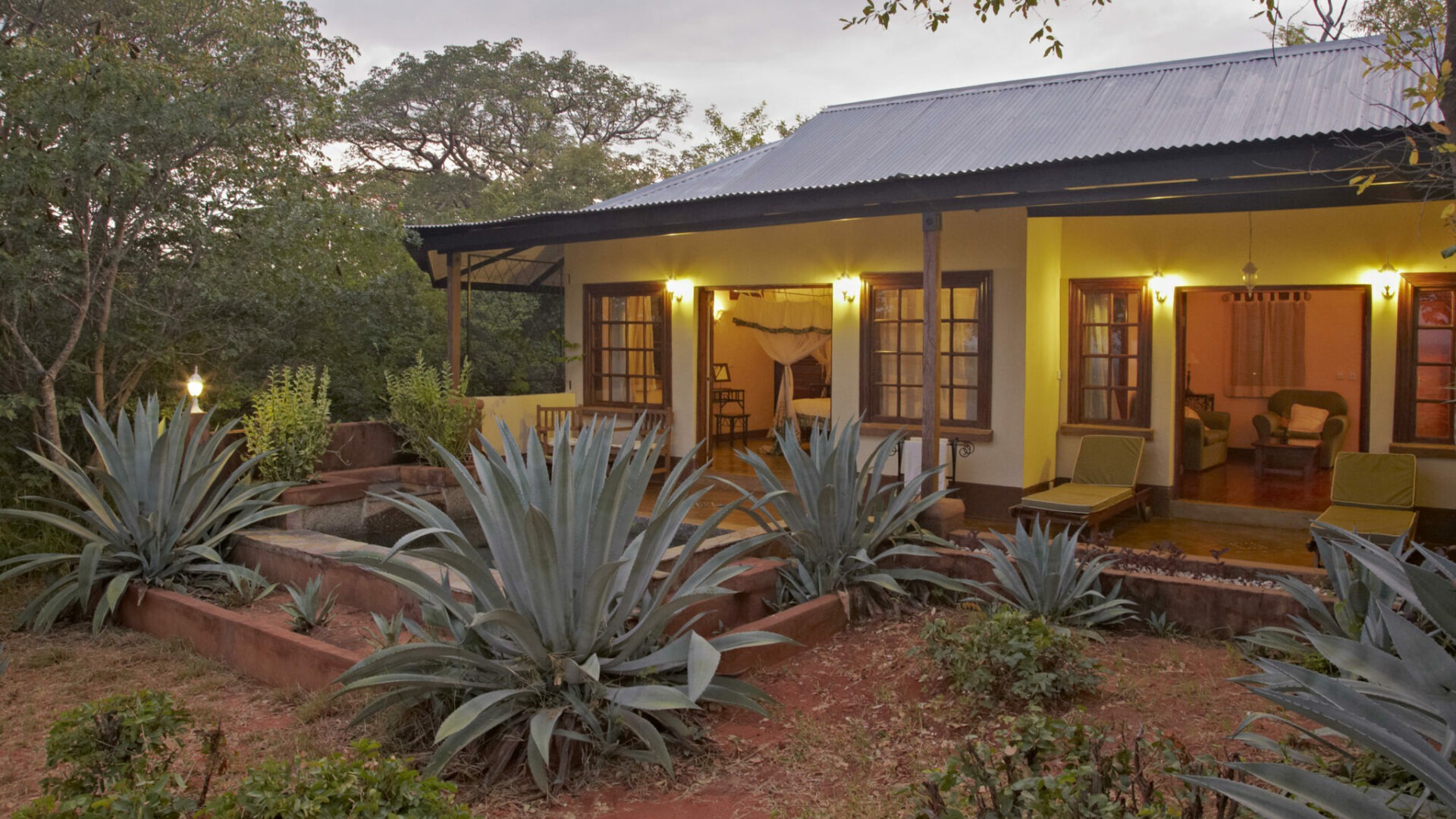 zambia livingston stanley safari camp39