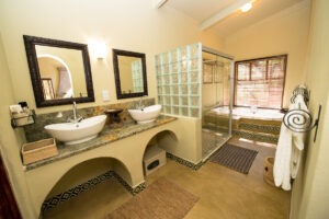 zimbabwe hwange camelthorn lodge8