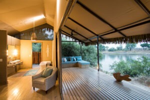 zimbabwe victoria chundu island4