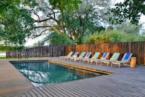 zimbabwe victoria chundu island57