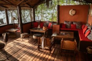 tanzania lake eyasi kisima ngeda camp32