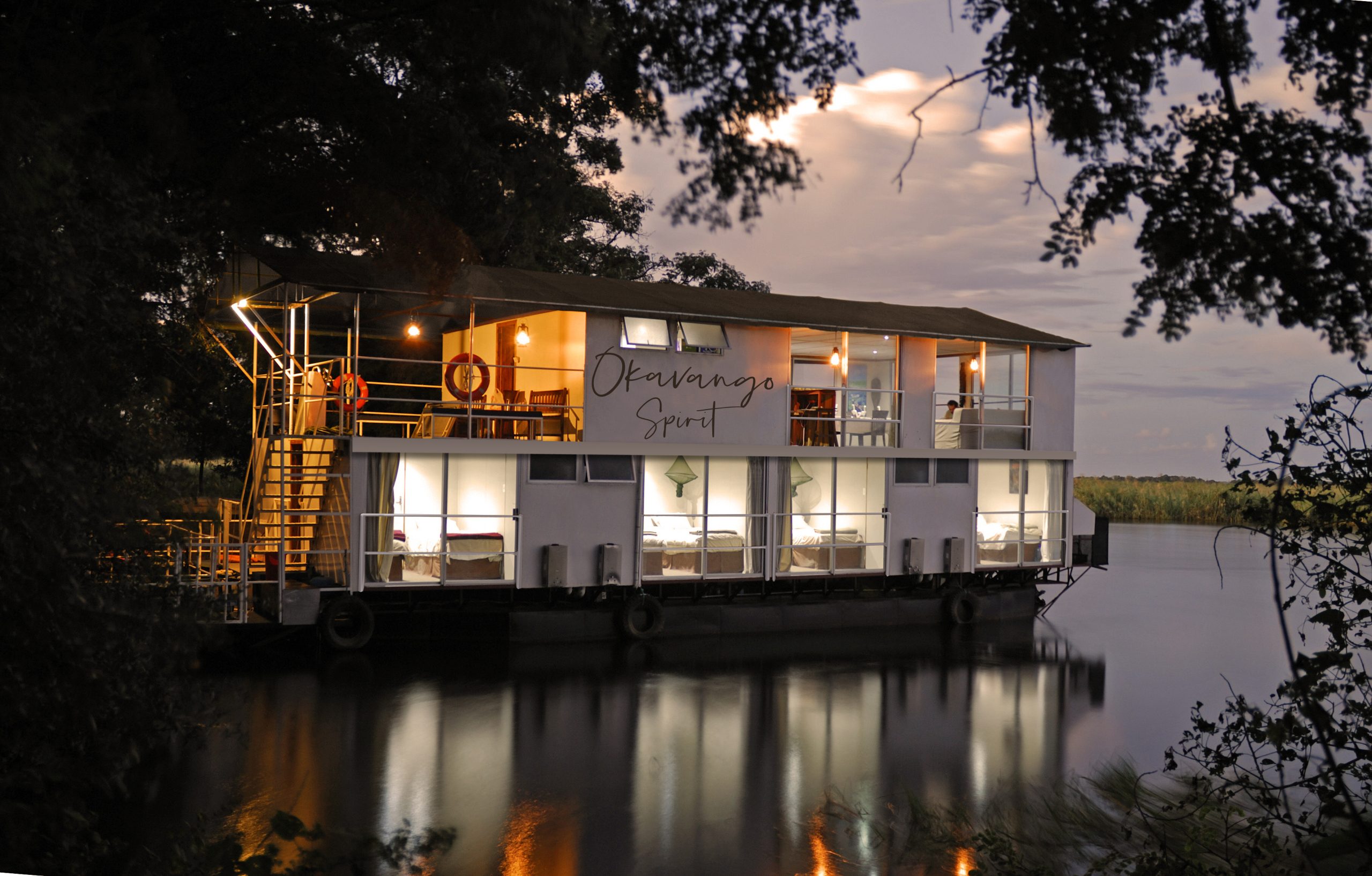 botswana okavangodelta houseboat2