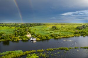 botswana okavangodelta houseboat6