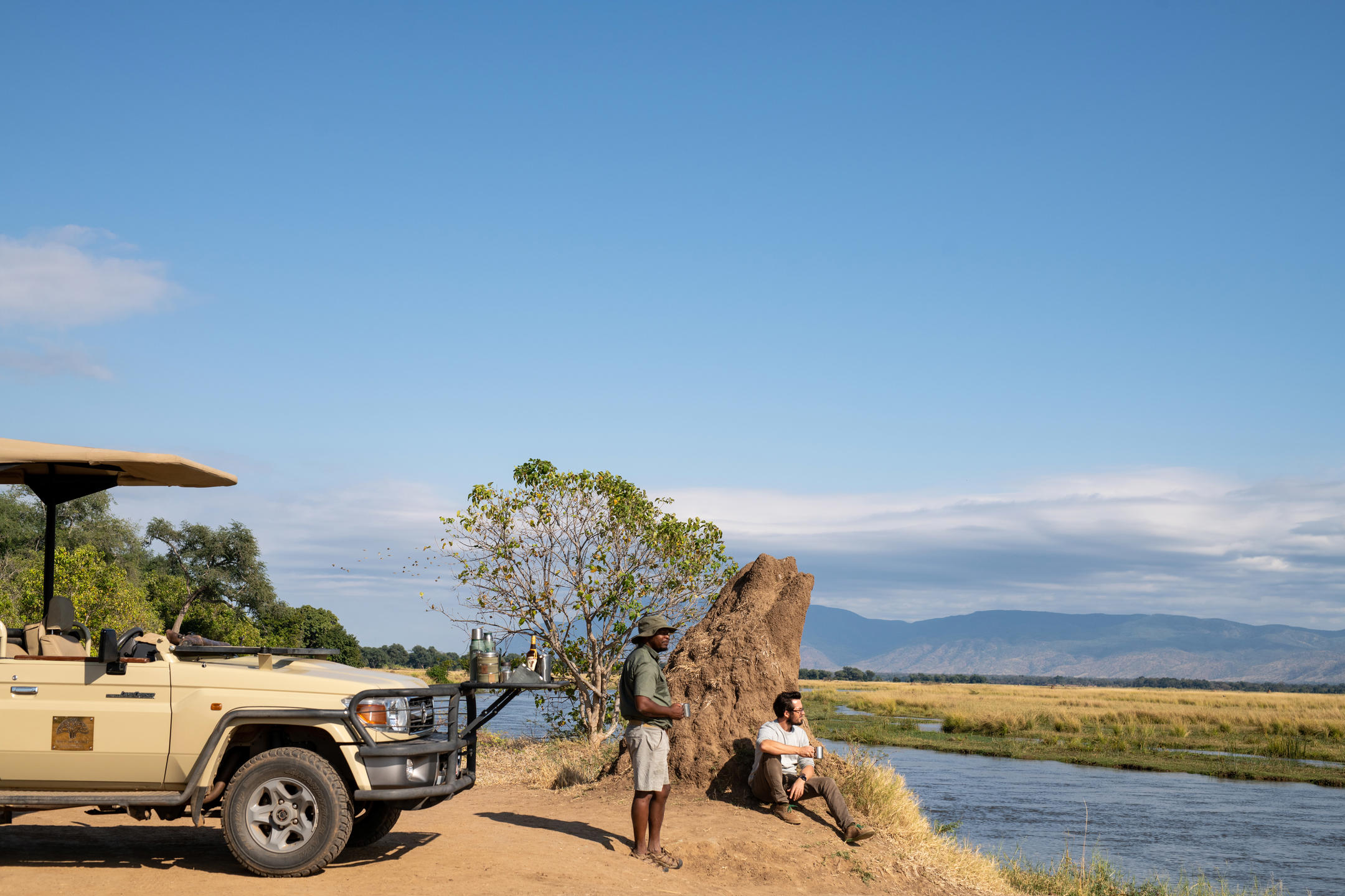 zimbabwe mana pools mana river camp17