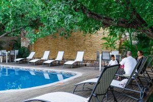 Nkosi Lodge Victoria Falls Zimbabwe wheelchair access safari frank22