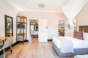 Nkosi Lodge Victoria Falls Zimbabwe wheelchair access safari frank3