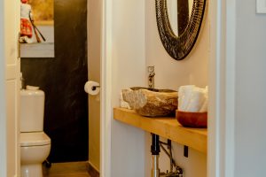Nkosi Lodge Victoria Falls Zimbabwe wheelchair access safari frank36