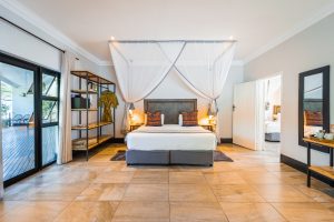 Nkosi Lodge Victoria Falls Zimbabwe wheelchair access safari frank5