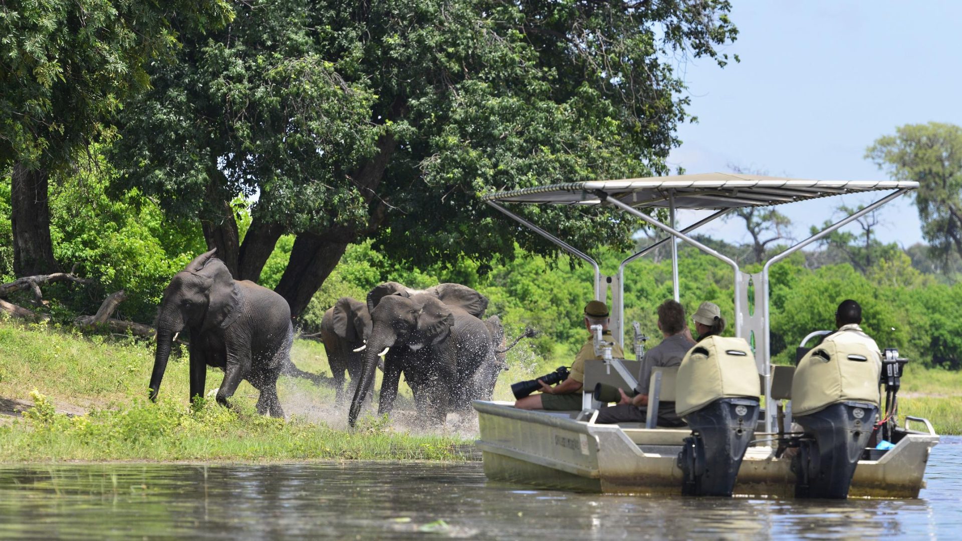 Namibia Chobe River Zambezi Queen (4)