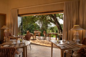 Lemala Osonjoi Lodge Dining 10