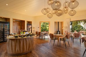 Lemala Osonjoi Lodge Dining 9